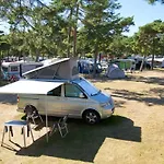 Dueodde Fam Camping & Hostel *